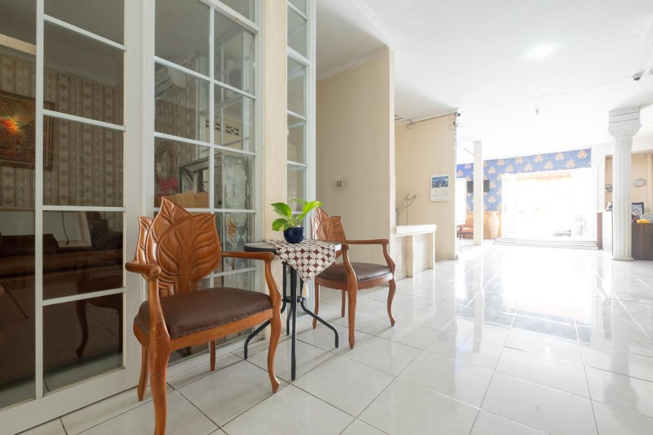 SPOT ON 2419 Rumah Nugraha Hotel Syariah Yogyakarta Bagian luar foto